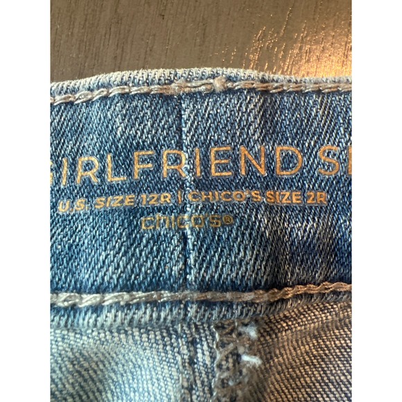 Chicos So Slimming Girlfriend Slim  Ankle Jeans Floral Embellished Distressed 12 - Picture 4 of 5